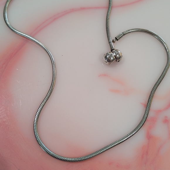Elegant Silver Necklace